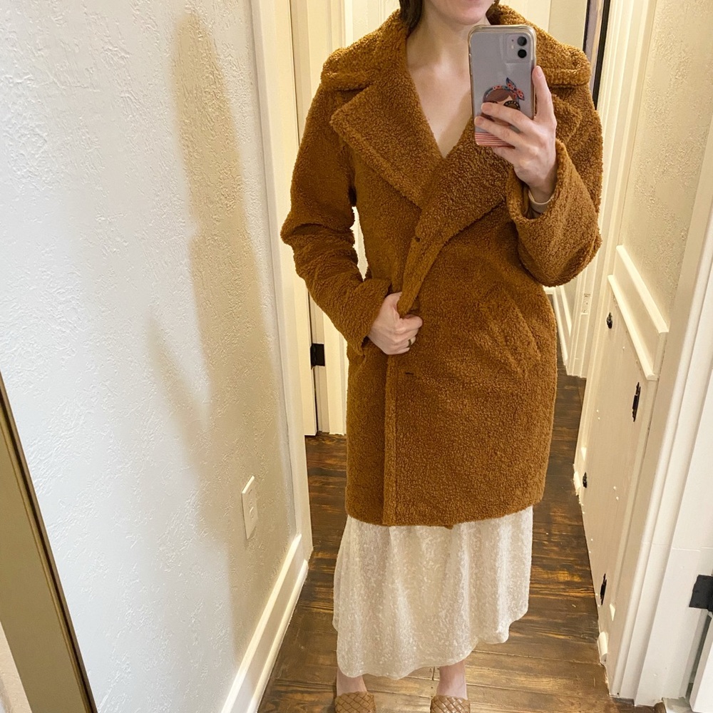 Express Sequin V-Neck Midi Dress! - Picture 8 of 14